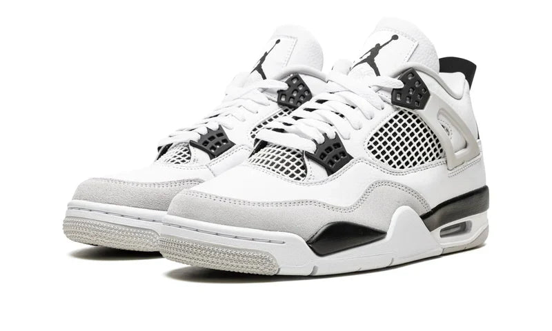 Air Jordan 4 'Military Black'