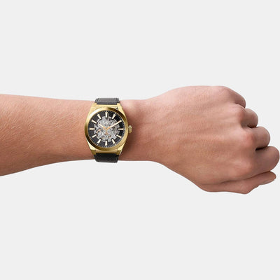 Everett Men Automatic Black Dial Analog Leather Watch ME3208