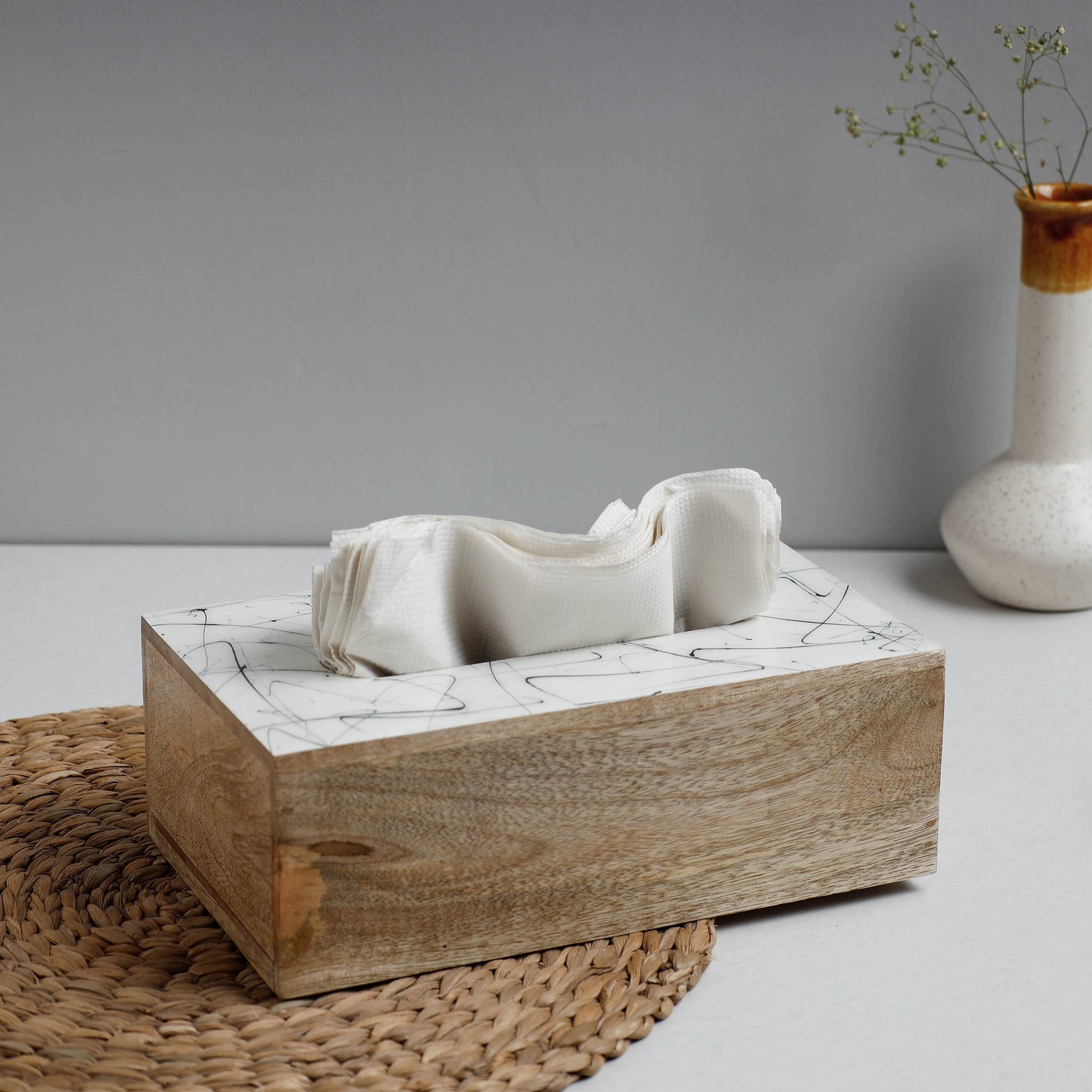 Brown - Handcrafted Mango Wooden Epoxy Resin Tissue Box (9 x 5 in)