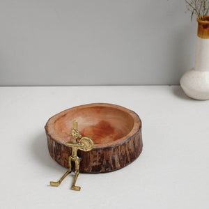 Brown - Hand Carved Natural Mahogany Wooden Bowl with Dokra Handle (6 x 5 in)