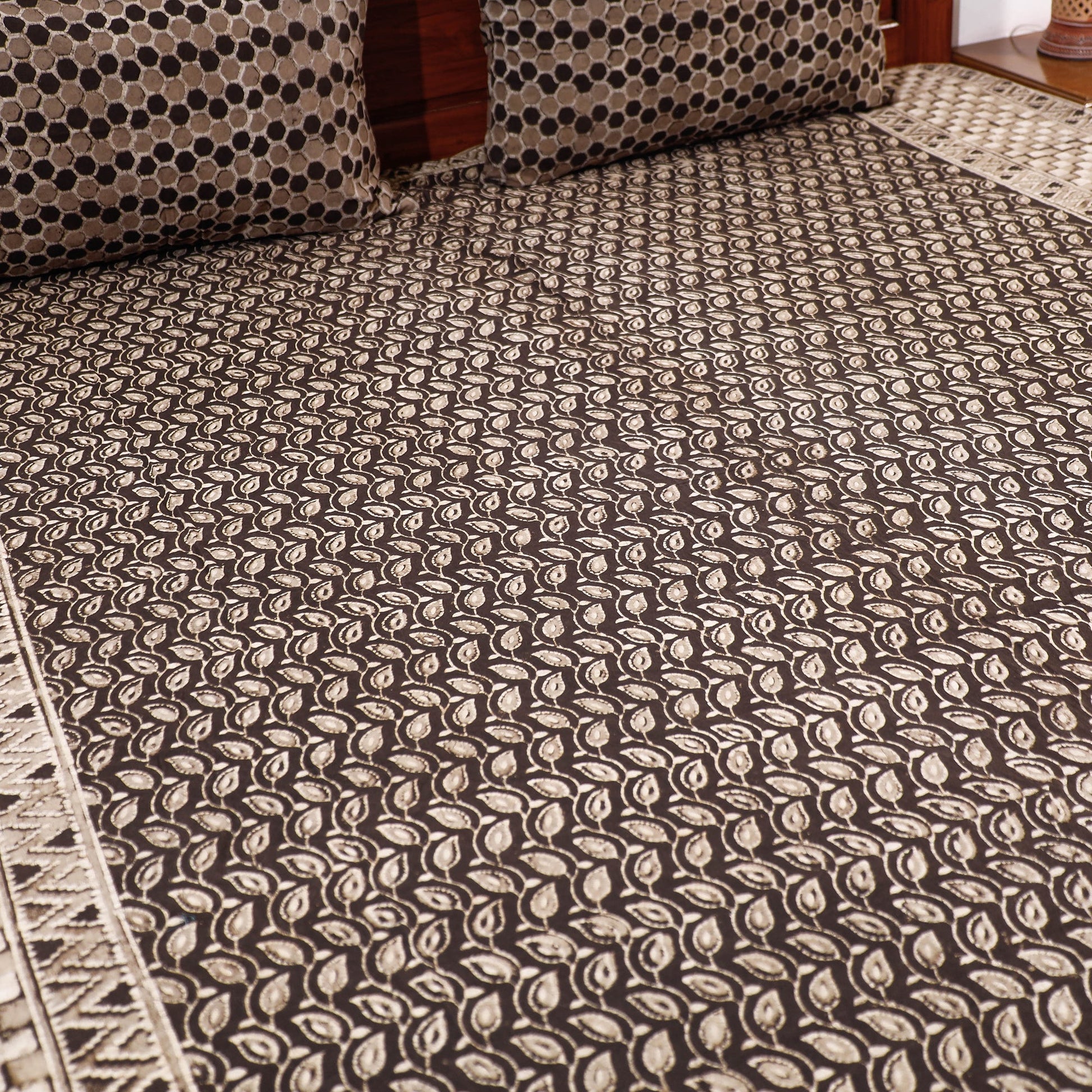 Brown - Pipad Block Printed Cotton Double Bed Cover with Pillow Covers (108 x 90 in)