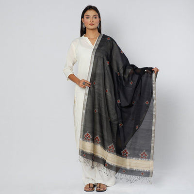 Black - Gavanti Kasuti Embroidery Handloom Maheshwari Silk Dupatta