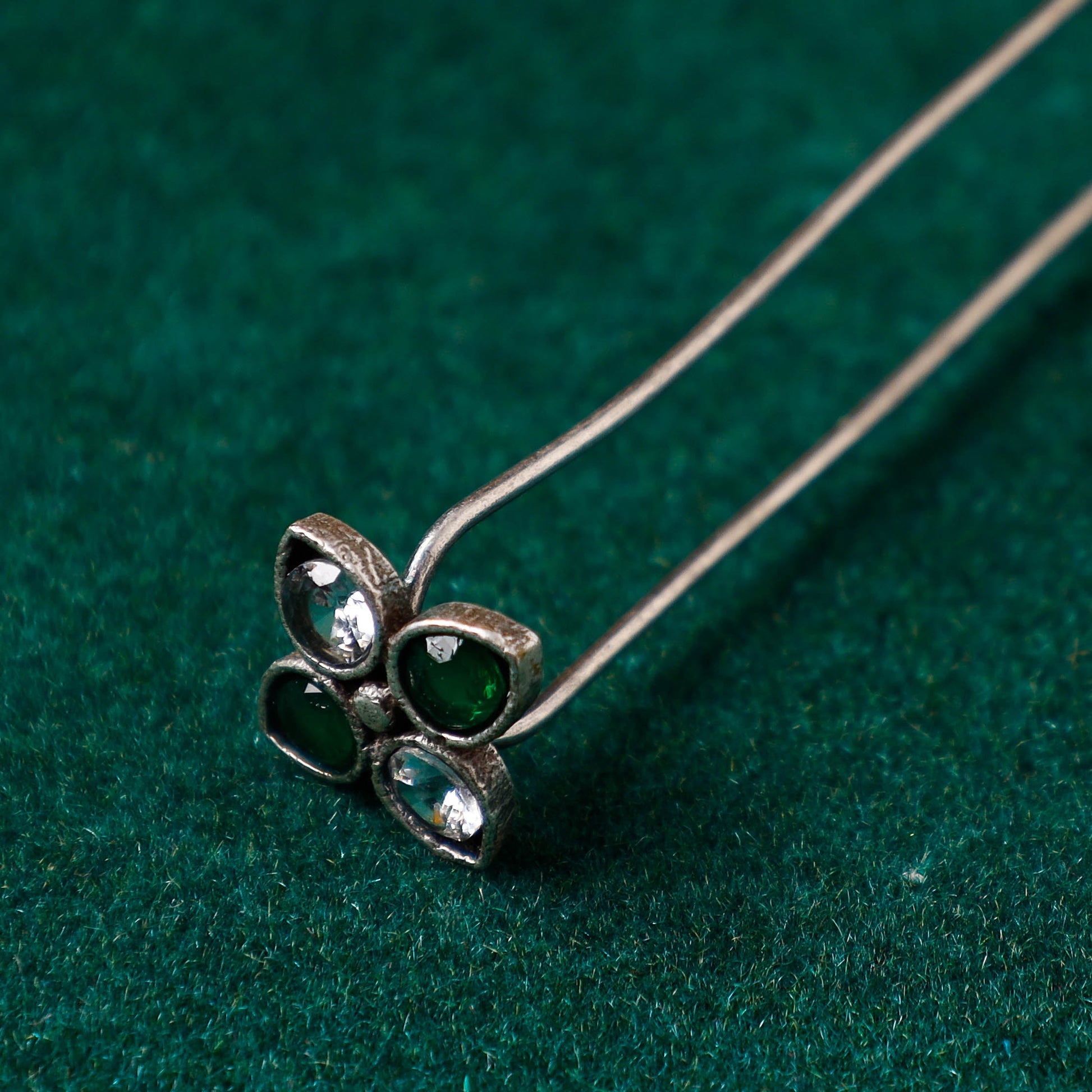 Antique Silver Finish Oxidised Brass Base Stone Work Juda Pin