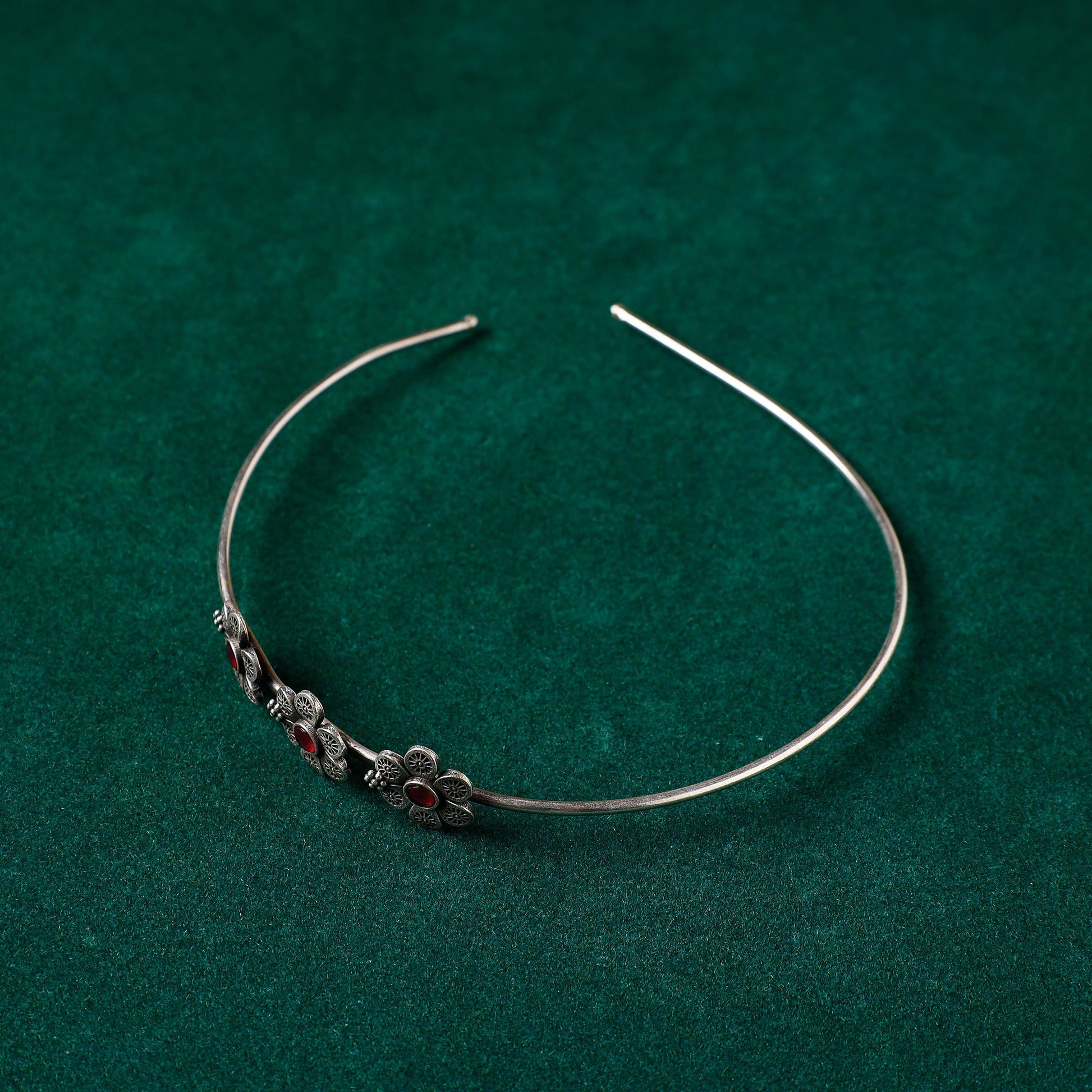 Antique Silver Finish Oxidised Brass Base Stone Work Hair Band