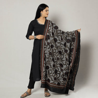 Black - Bengal Nakshi Kantha Embroidery Tussar Silk Handloom Dupatta