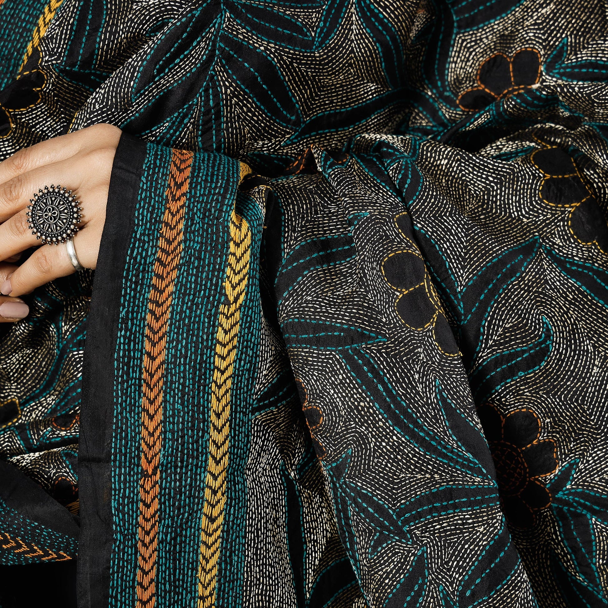 Black - Bengal Nakshi Kantha Embroidery Tussar Silk Handloom Dupatta
