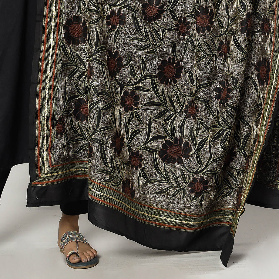 Black - Bengal Nakshi Kantha Embroidery Tussar Silk Handloom Dupatta