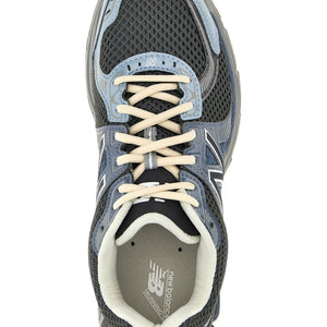 New Balance 860 Sneakers