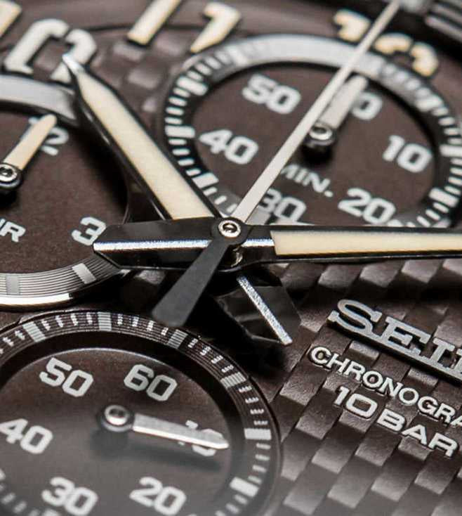 Seiko Discover More Grey Dial Men 42.7mm