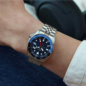 Seiko 5 Sports Blueberry Blue Dial Men 42.5mm