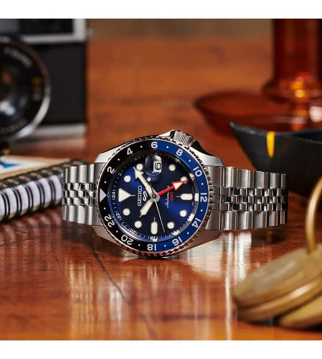 Seiko 5 Sports Blueberry Blue Dial Men 42.5mm