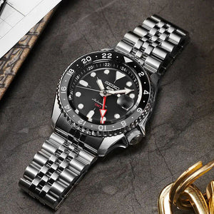 Seiko 5 Sports Black Grape Black Dial Men 42.5mm