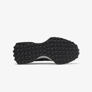 New Balance | 327  { BLACK/PINK
