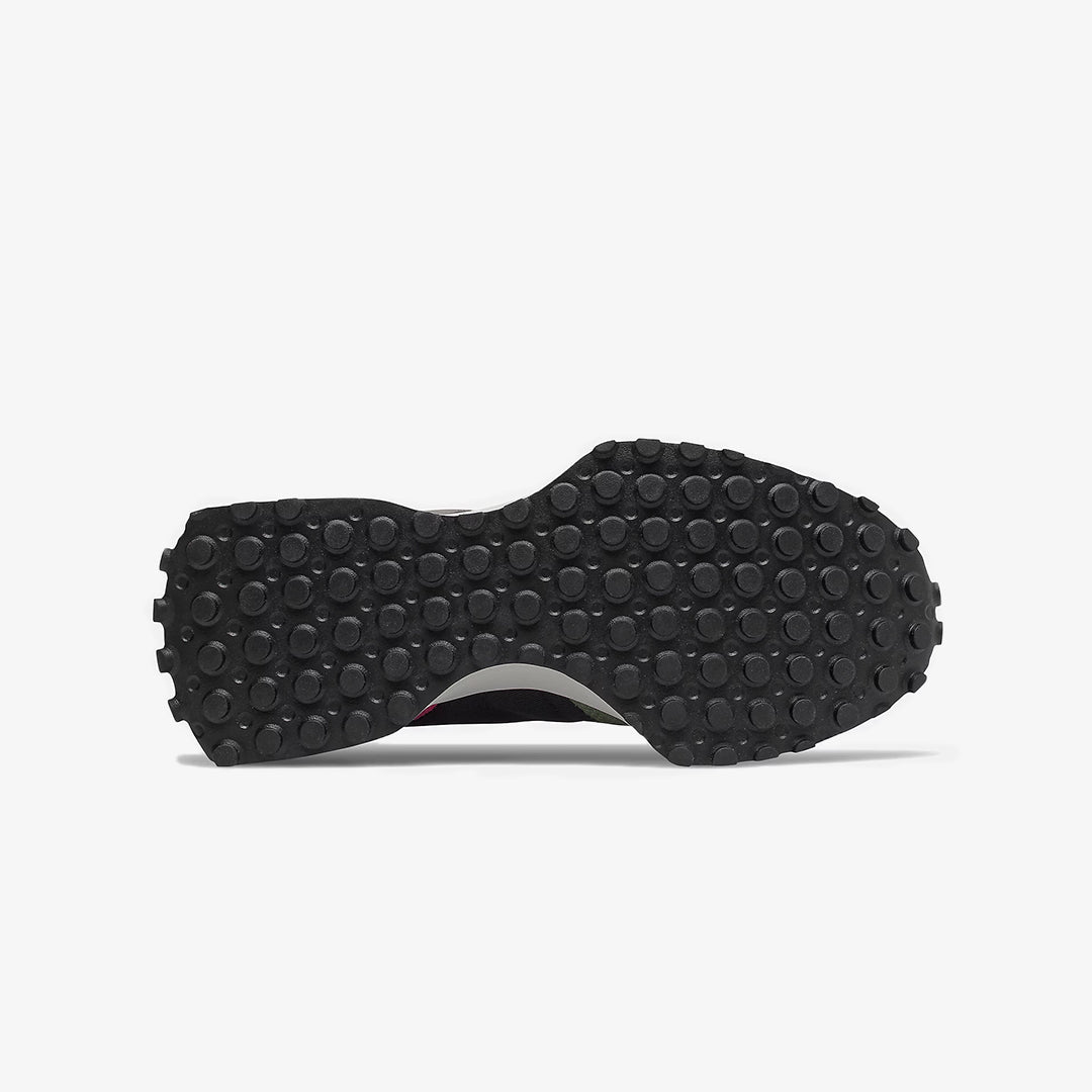New Balance | 327  { BLACK/PINK