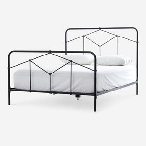 Maddie Bed