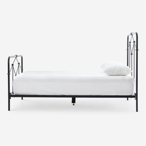 Maddie Bed