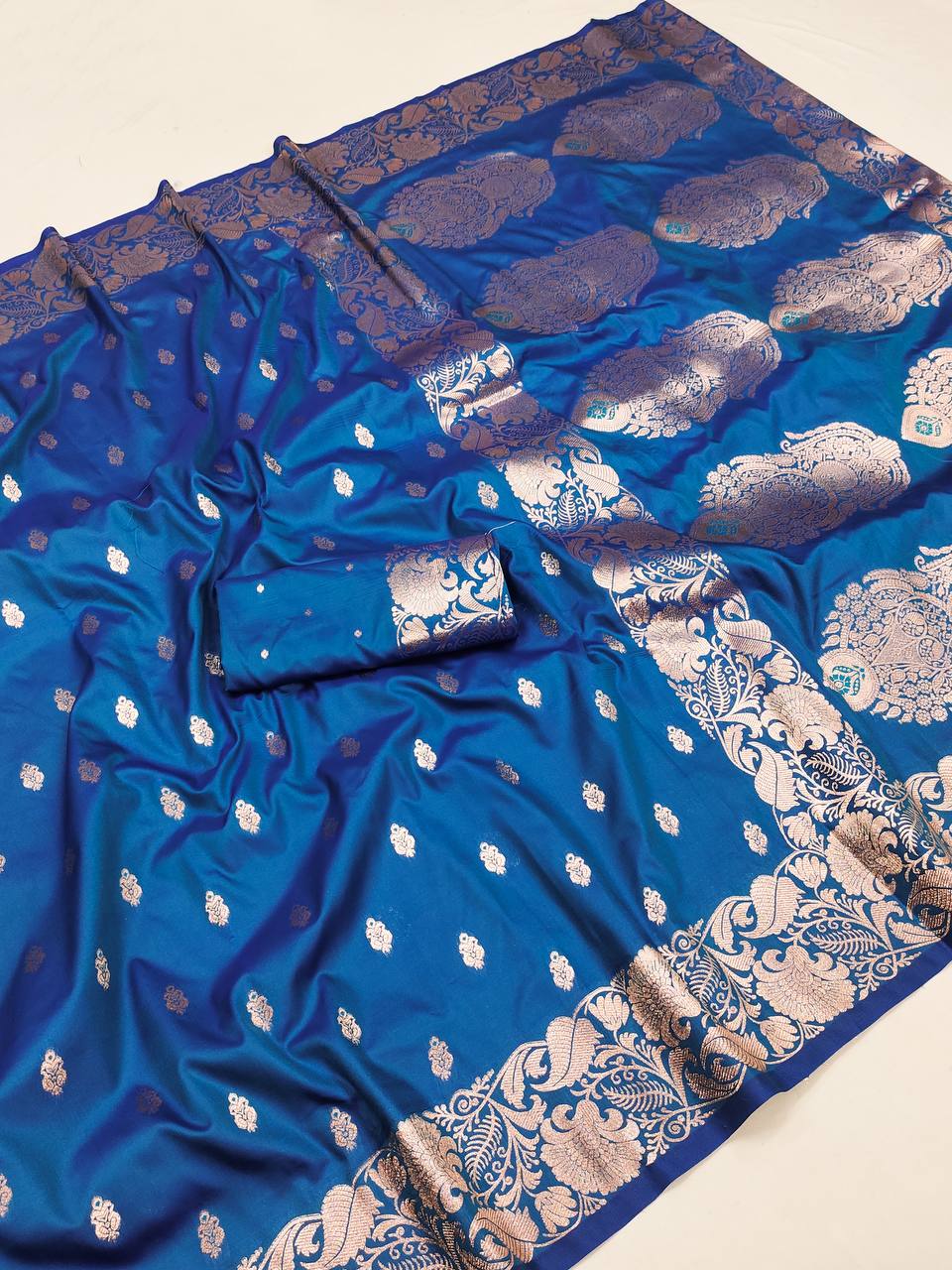 Woebegone Blue Soft Banarasi Silk Saree With Engrossing Blouse Piece
