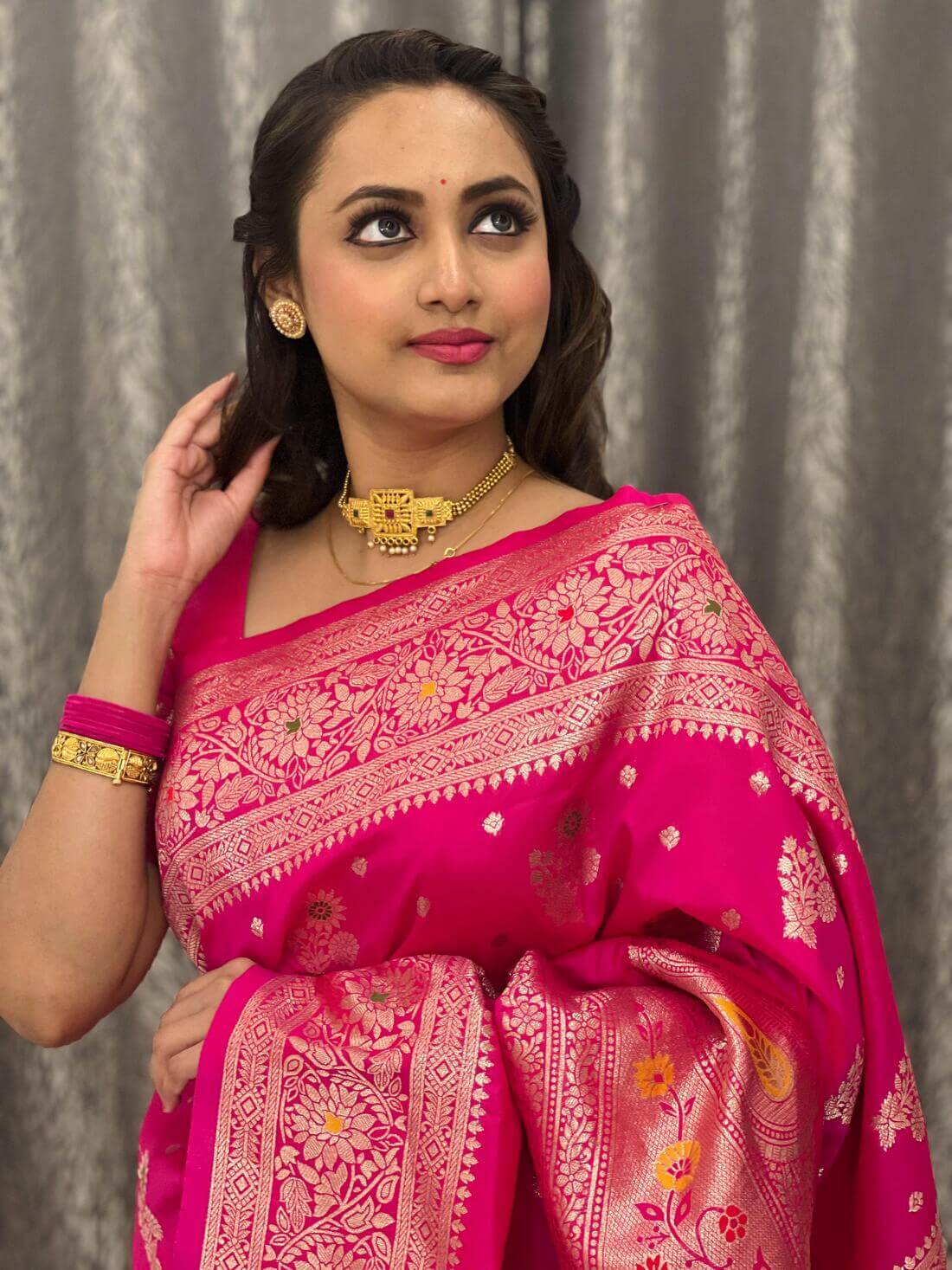 Gossamer Dark Pink Soft Banarasi Silk Saree With Imaginative Blouse Piece