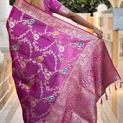 Felicitous Lavender Soft Banarasi Silk Saree With Susurrous Blouse Piece