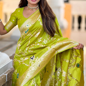 Chatoyant Parrot Soft Banarasi Silk Saree With Fragrant Blouse Piece