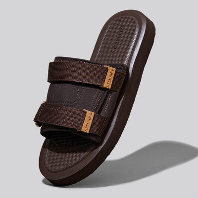 Breezy Fluff Sandals : Brown