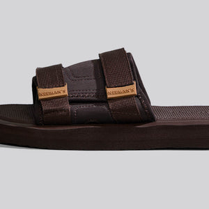 Breezy Fluff Sandals : Brown