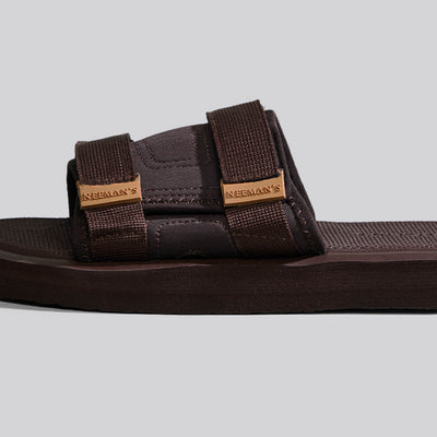 Breezy Fluff Sandals : Brown