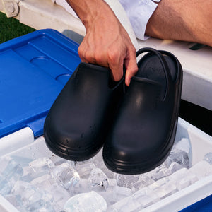 Cushers Clogs For Men : Black