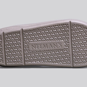 Cushers Clogs For Women : Goat Grey