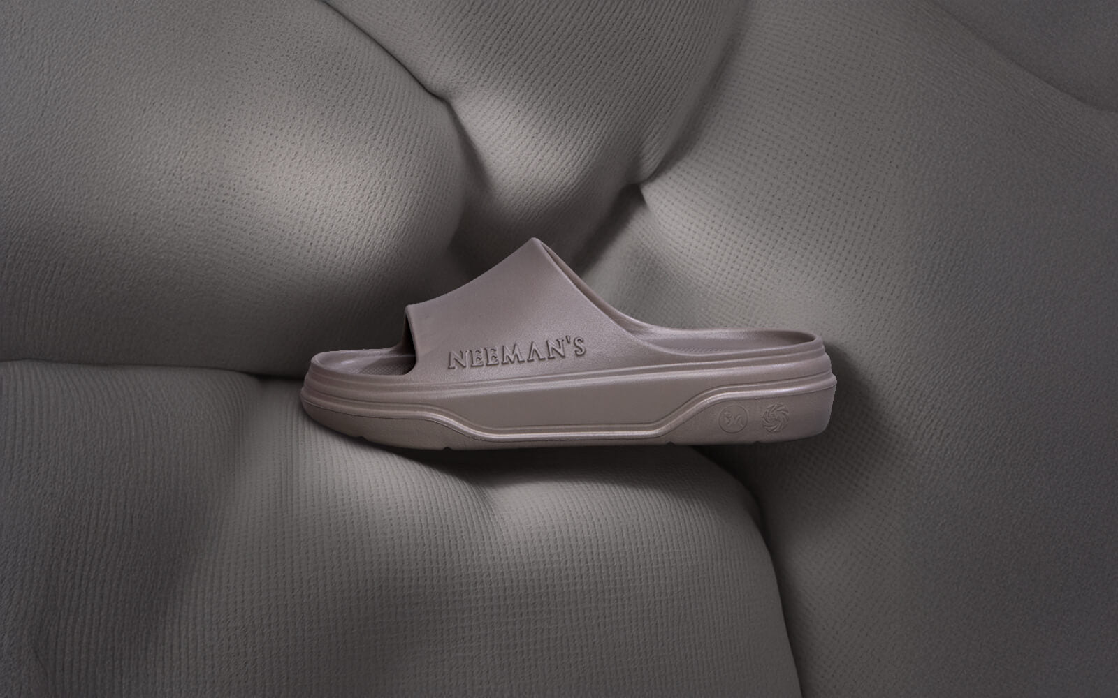 Cushers Slides For Men : Goat Grey