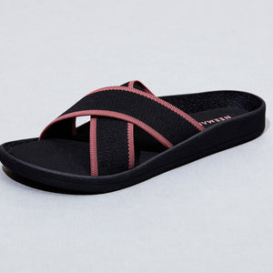 Cross Knit Sandals : Black