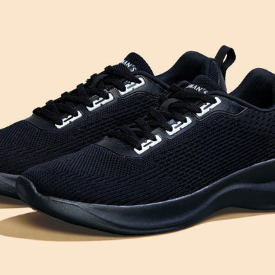 The CloudKnit Sneakers : Black