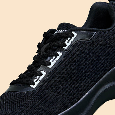 The CloudKnit Sneakers : Black