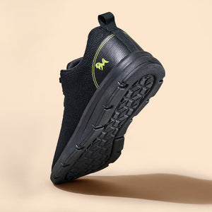 Comfort Stroll Sneakers : Black