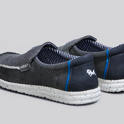The Wanderers Slip Ons : Black