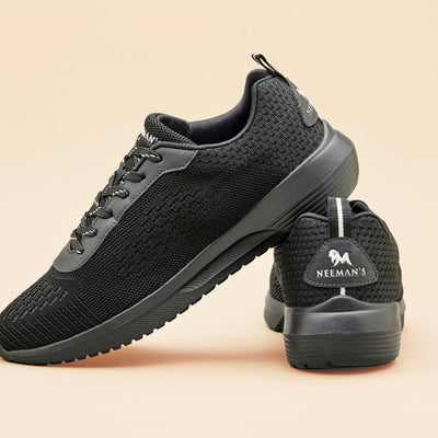 Everyday Basic Sneakers : Electric Black