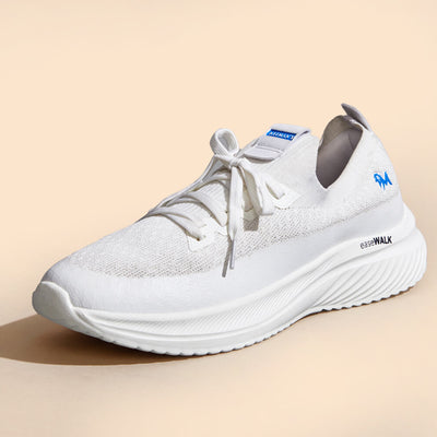 Ease Walk Sneakers : White
