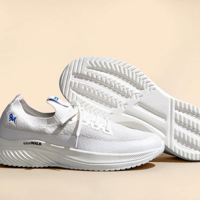 Ease Walk Sneakers : White