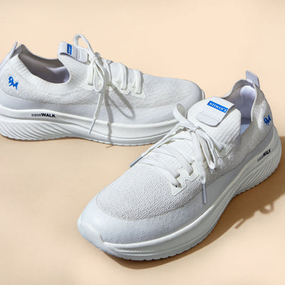Ease Walk Sneakers : White
