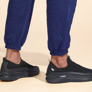 Ease Walk Slip Ons : Black