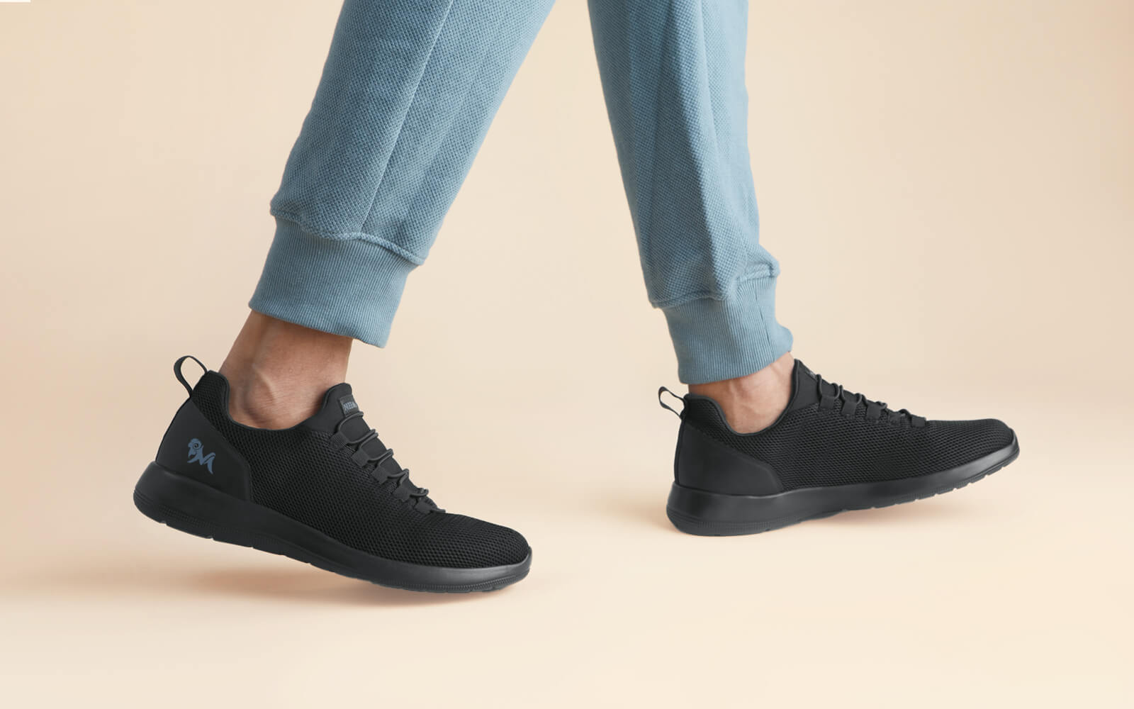 Light Walkers : Classic Black