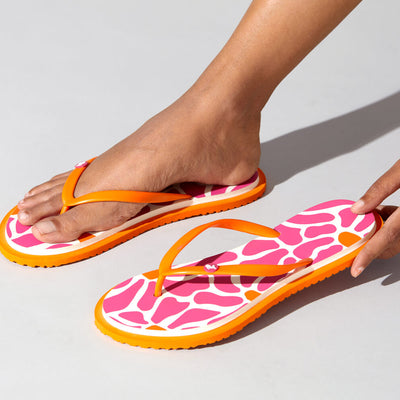 Printed Flip Flops : Pink