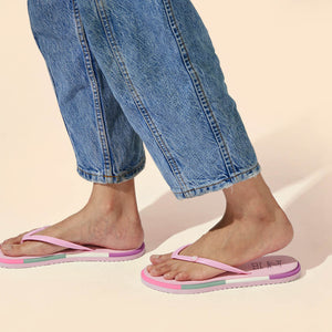 Recreation Flips (Women Exclusive) : Pink