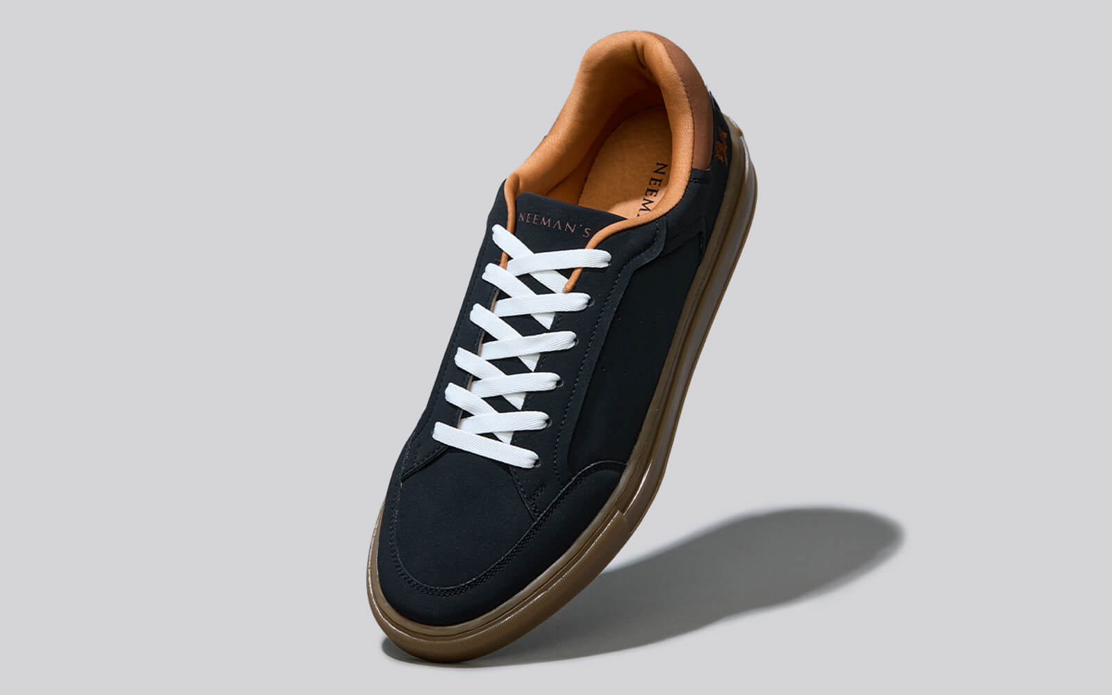 The Comfy Sleeks : Black-Tan