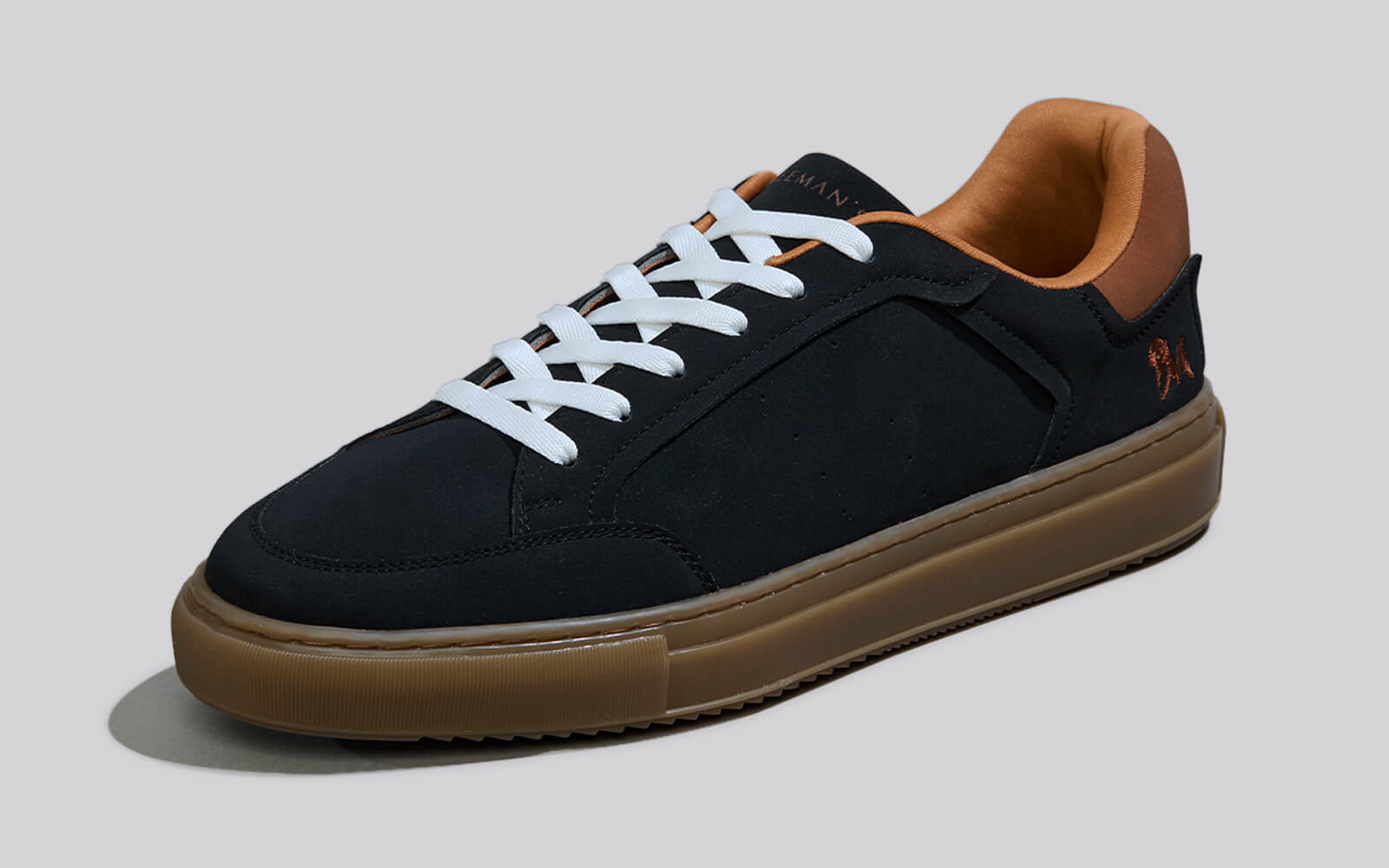 The Comfy Sleeks : Black-Tan