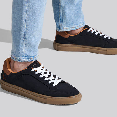 The Comfy Sleeks : Black-Tan