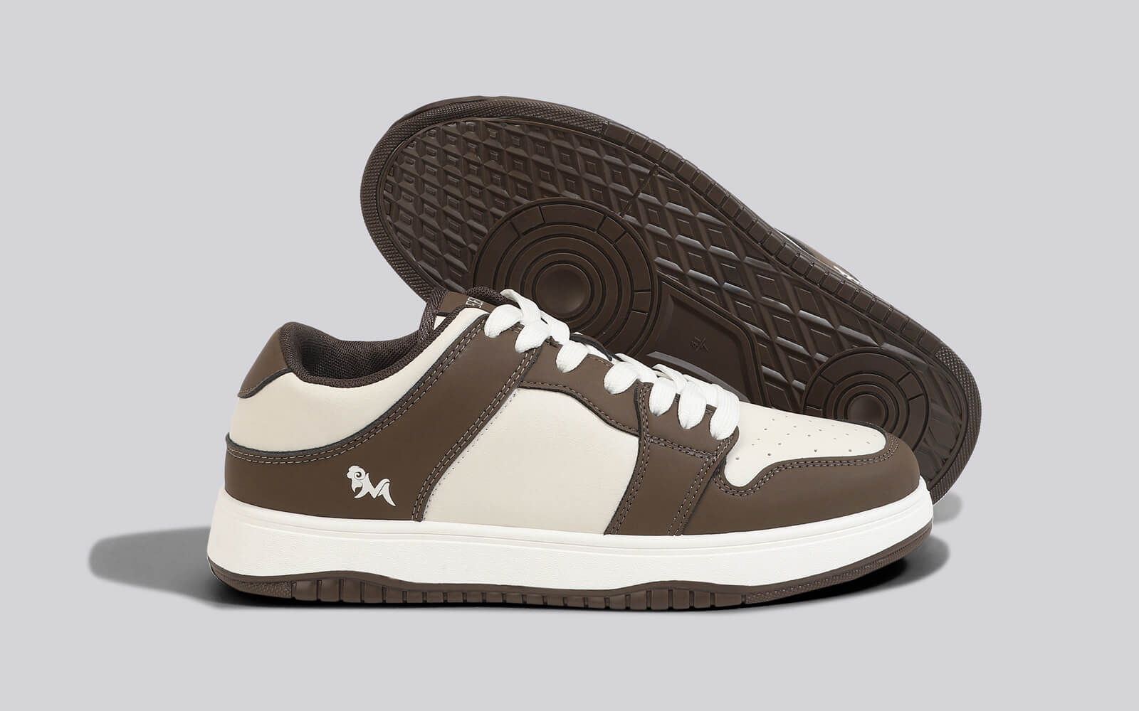 The Hip Hep : Ivory-Brown