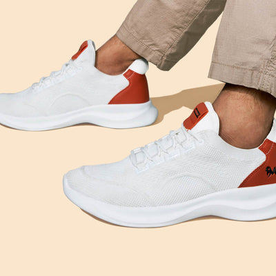 The Knit Strides : White