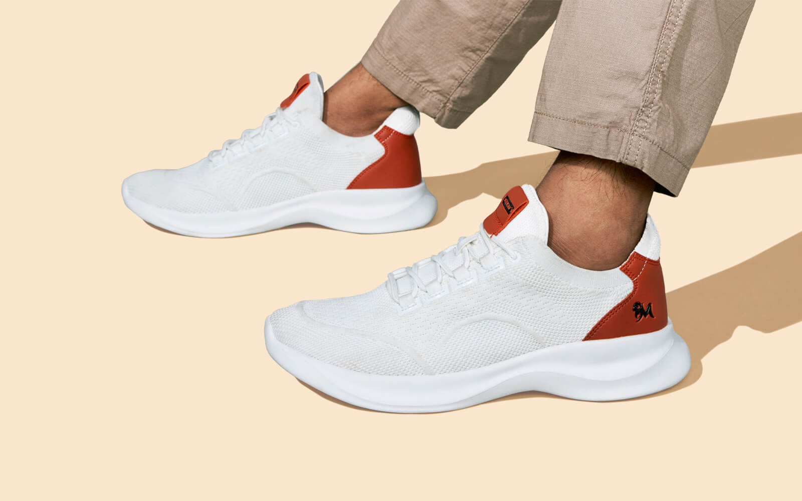 The Knit Strides : White