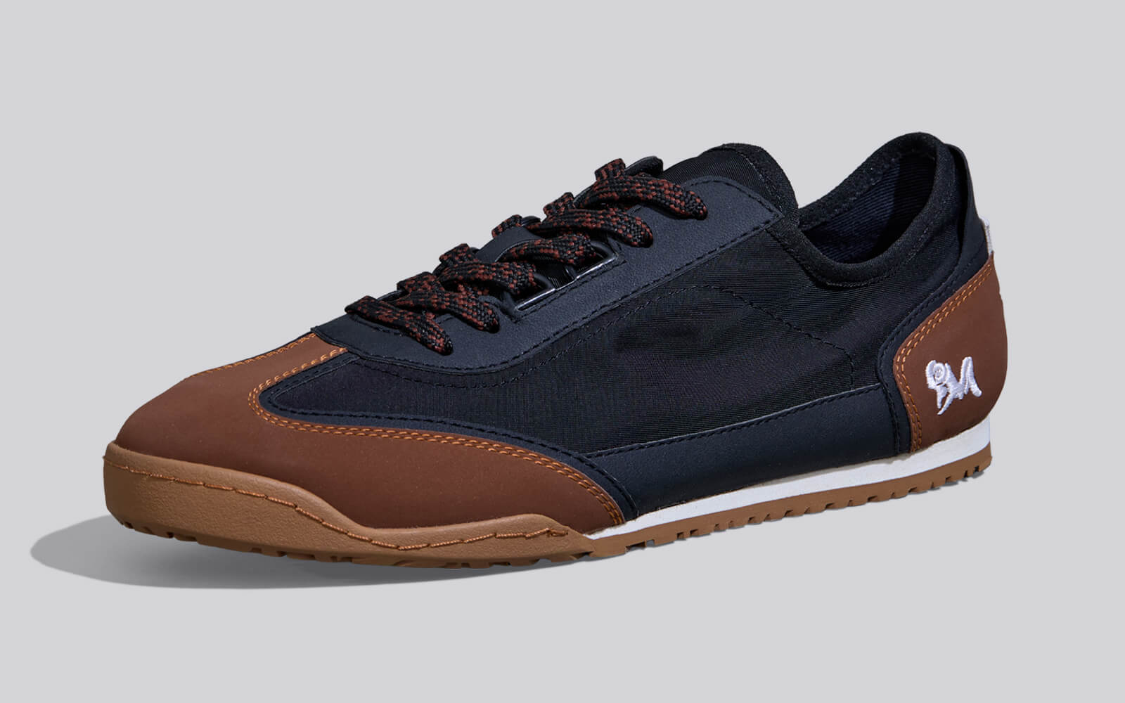 The Urban Ease : Black-Tan